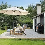 The Small Oasis With Vibes In Vakantiehuis Dronningmølle