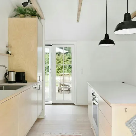 The Small Oasis With Vibes In *