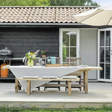 Casa vacanze The Small Oasis With Vibes In Dronningmolle *
