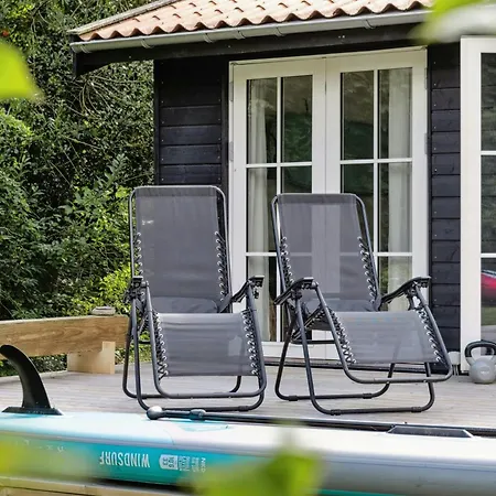 The Small Oasis With Vibes In Dronningmølle