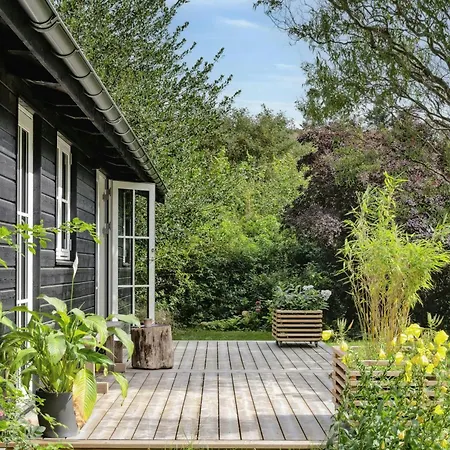 Hébergement de vacances The Small Oasis With Vibes In Dronningmølle