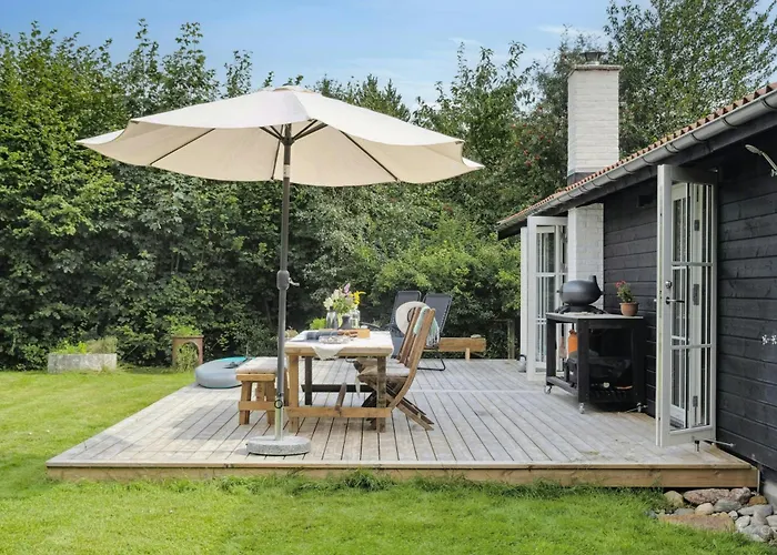 The Small Oasis With Vibes In Hébergement de vacances Dronningmølle