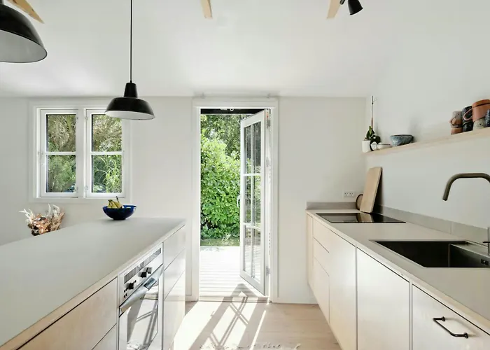 The Small Oasis With Vibes In Dronningmølle